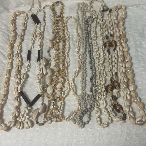 J351 Bulk Bundle of 10 Unique Shell Necklaces - Picture 1 of 4
